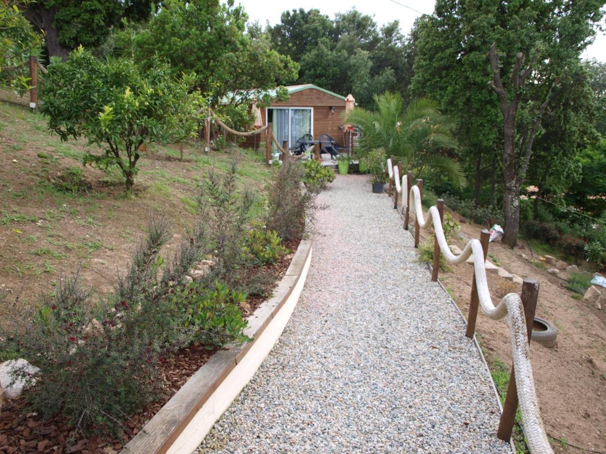 פורטיסיו Le Petit Chalet מראה חיצוני תמונה
