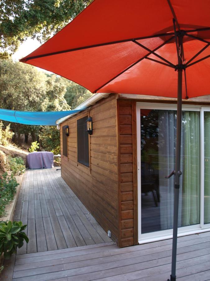 פורטיסיו Le Petit Chalet מראה חיצוני תמונה
